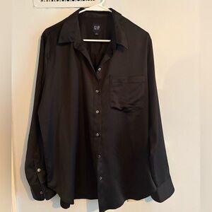 GAP Black Satin Style Button Down